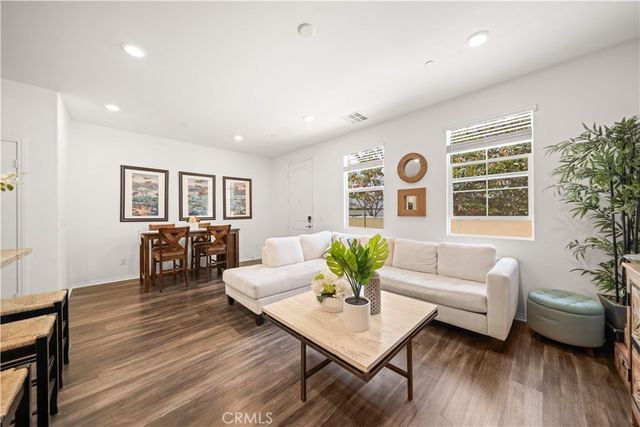 7109 Vernazza, Eastvale, CA 92880