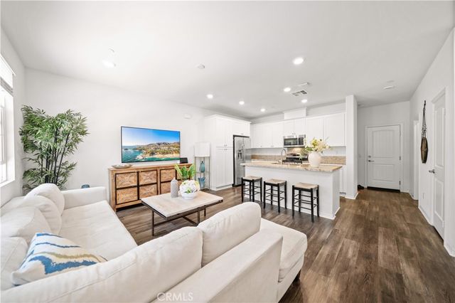 7109 Vernazza, Eastvale, CA 92880
