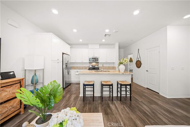 7109 Vernazza, Eastvale, CA 92880