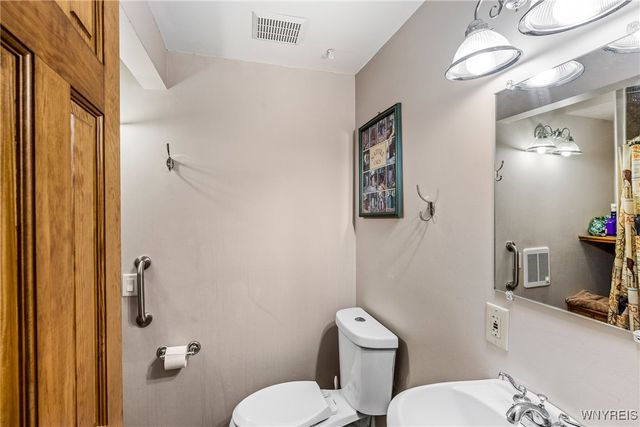 4139 Bain Parkway, Hamburg, NY 14219