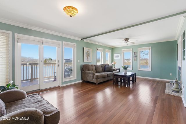 57 Bridgewaters Drive 18, Oceanport, NJ 07757