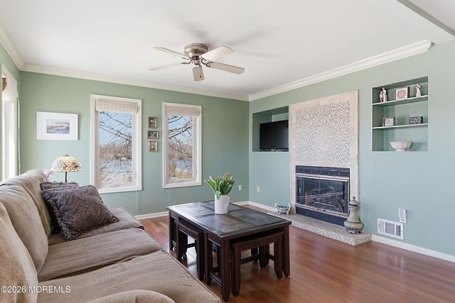 57 Bridgewaters Drive 18, Oceanport, NJ 07757