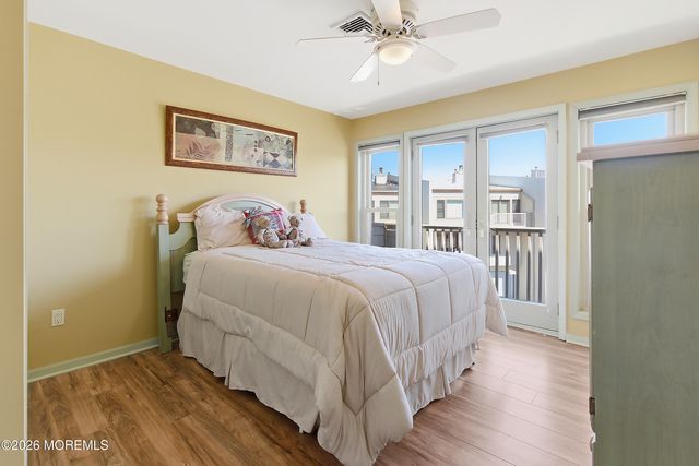57 Bridgewaters Drive 18, Oceanport, NJ 07757