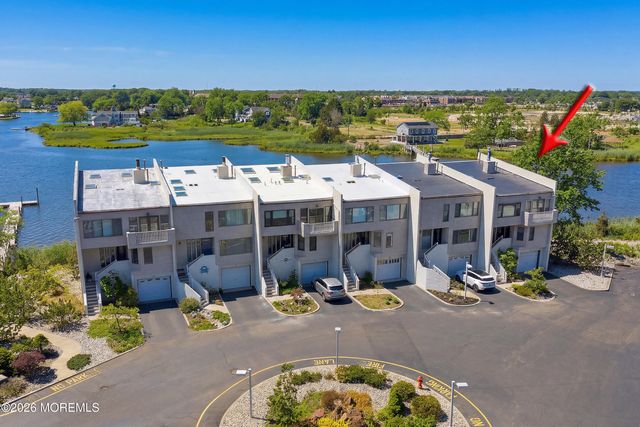 57 Bridgewaters Drive 18, Oceanport, NJ 07757