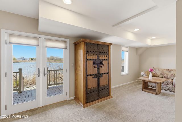 57 Bridgewaters Drive 18, Oceanport, NJ 07757