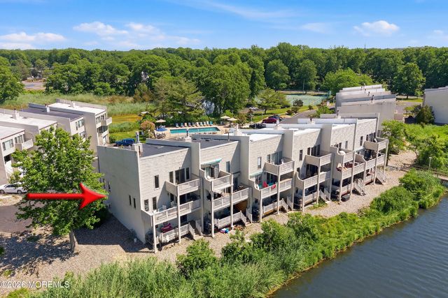57 Bridgewaters Drive 18, Oceanport, NJ 07757