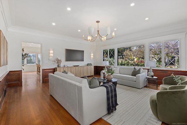 2274 Rosecrans, San Diego, CA 92106