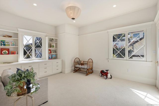 2274 Rosecrans, San Diego, CA 92106