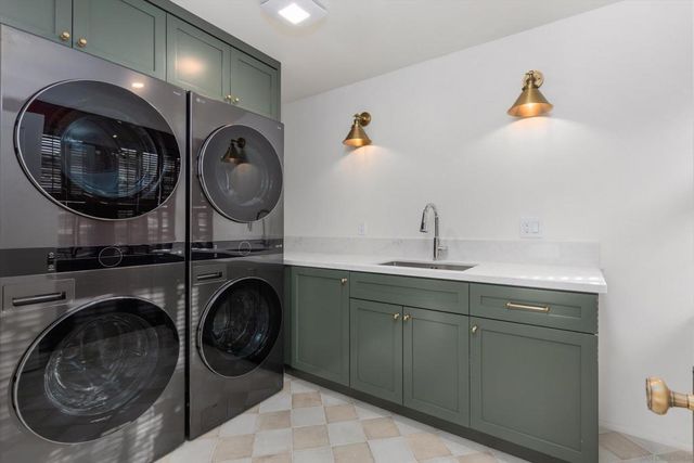 2274 Rosecrans, San Diego, CA 92106