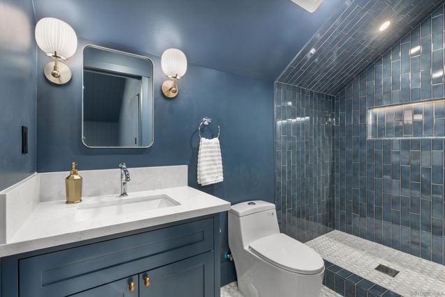 2274 Rosecrans, San Diego, CA 92106