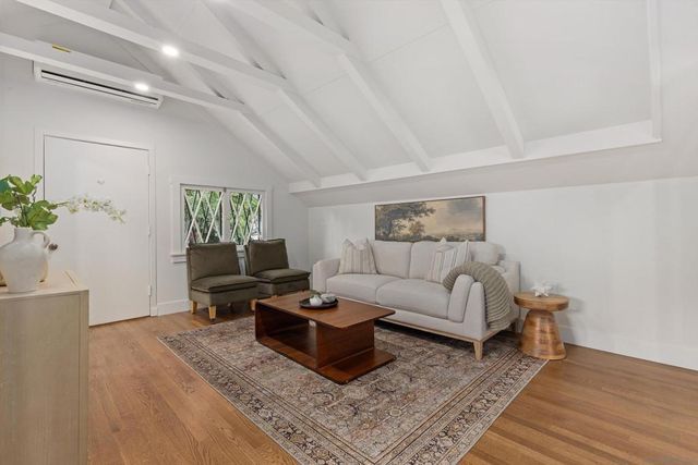 2274 Rosecrans, San Diego, CA 92106
