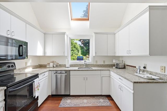 100 Pond 84, Cohasset, MA 02025