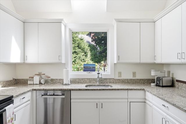 100 Pond 84, Cohasset, MA 02025
