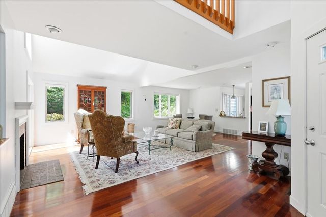 100 Pond 84, Cohasset, MA 02025