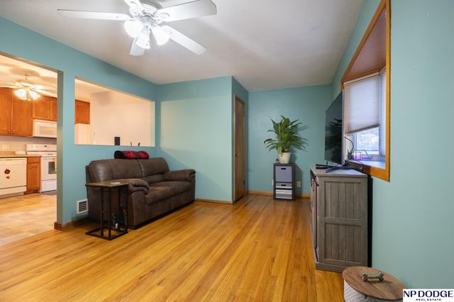 1717 N 71st Street, Lincoln, NE 68505