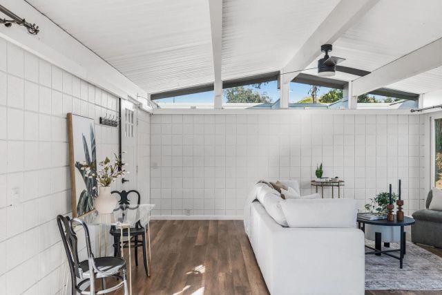 30562 Rolling Hills Dr., Valley Center, CA 92082
