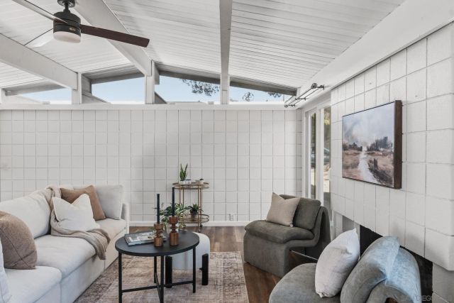 30562 Rolling Hills Dr., Valley Center, CA 92082