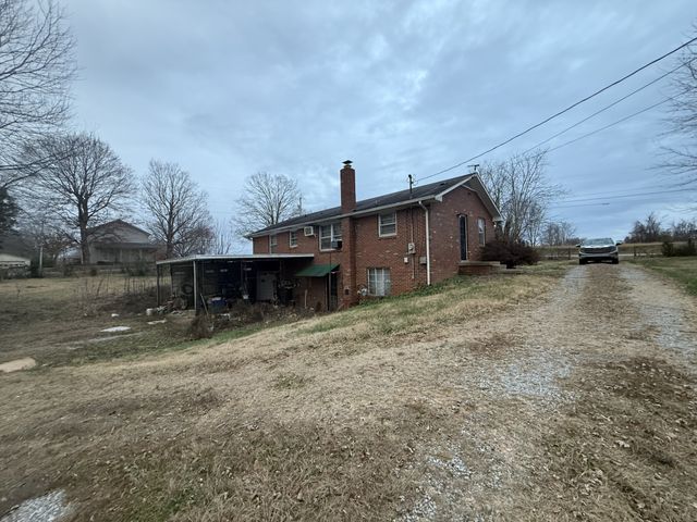 4425 Trough Springs Rd, Adams, TN 37010
