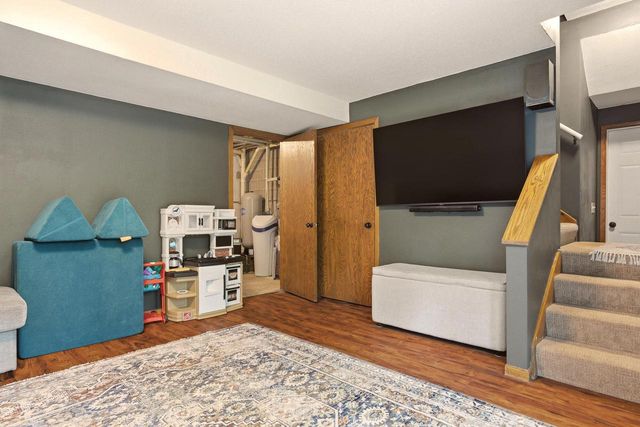 W3886 Hickory TERRACE, La Crosse, WI 54601