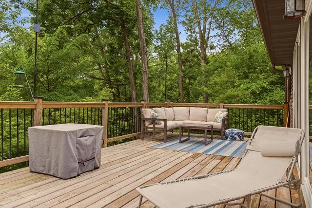 W3886 Hickory TERRACE, La Crosse, WI 54601