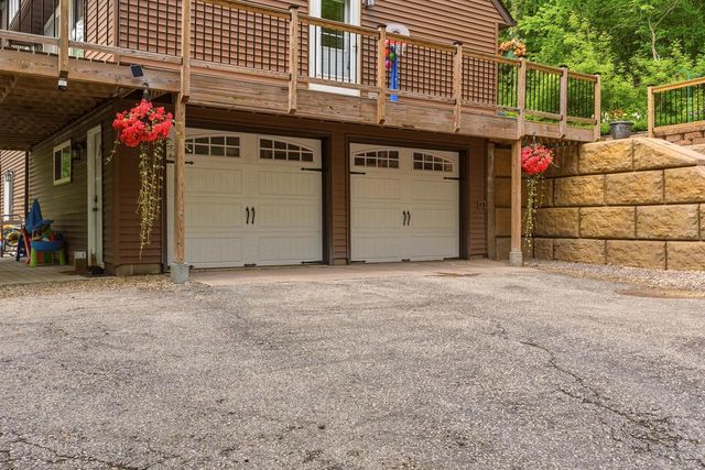 W3886 Hickory TERRACE, La Crosse, WI 54601