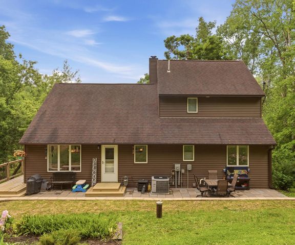 W3886 Hickory TERRACE, La Crosse, WI 54601