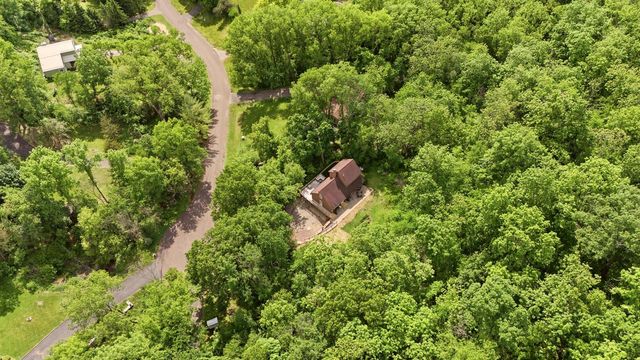 W3886 Hickory TERRACE, La Crosse, WI 54601