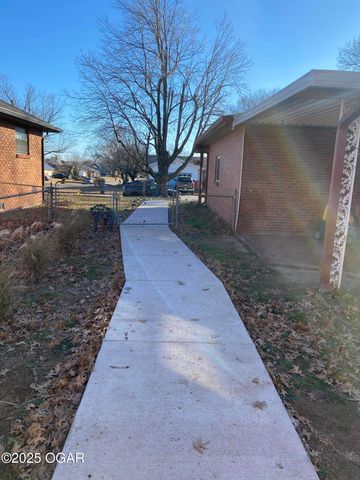 3502 S Park Avenue, Joplin, MO 64804