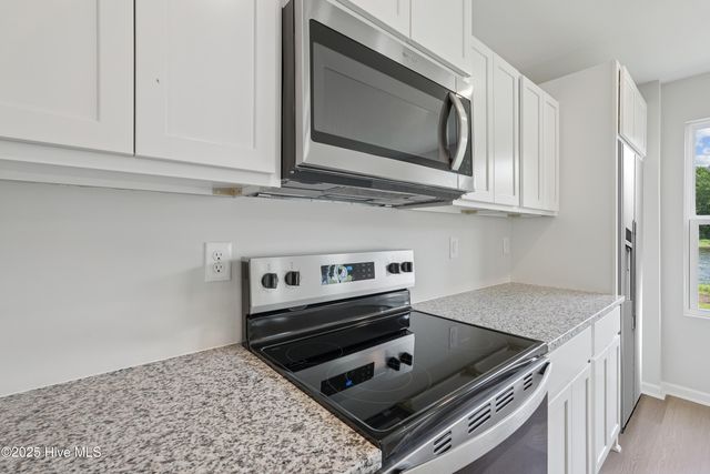 17 E Farley Drive 70, Hampstead, NC 28443