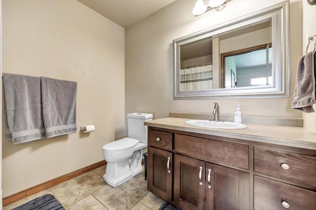 1659 ONTARIO ROAD, Green Bay, WI 54311