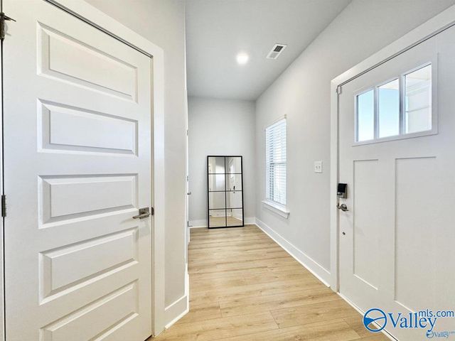 6067 Gardner Maples Drive, Owens Cross Roads, AL 35763