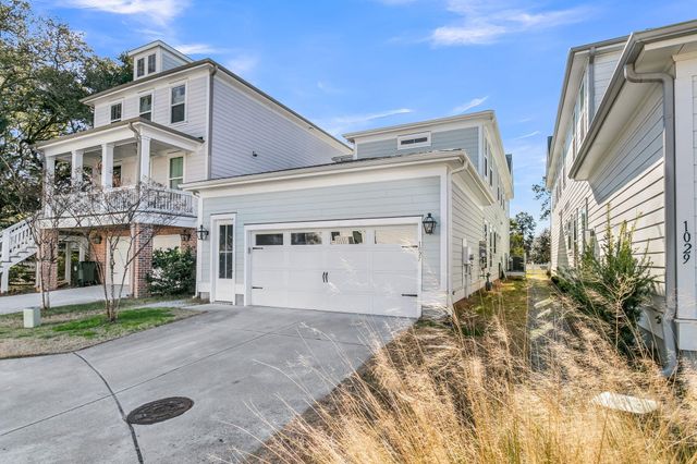 1027 Avenue Of Oaks, Charleston, SC 29407