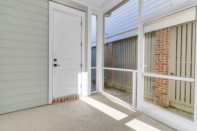 1027 Avenue Of Oaks, Charleston, SC 29407