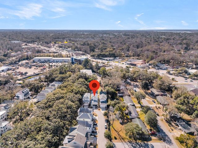1027 Avenue Of Oaks, Charleston, SC 29407