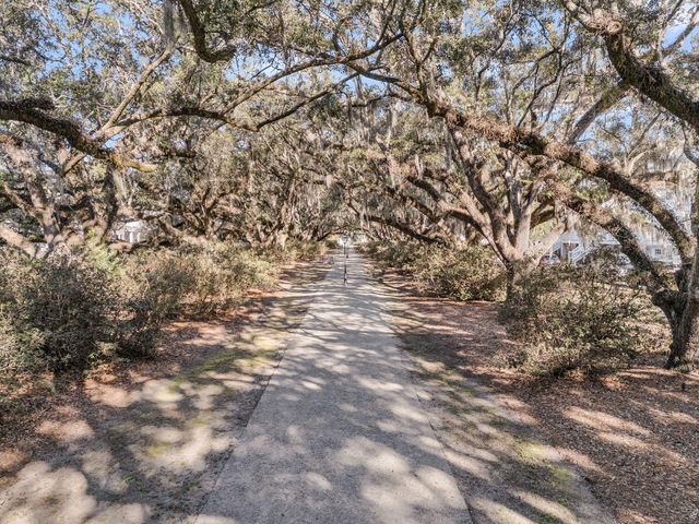 1027 Avenue Of Oaks, Charleston, SC 29407