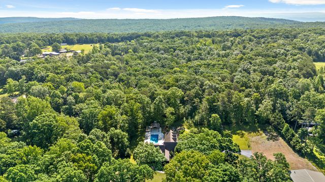 8316 Hixson Springs Road, Signal Mountain, TN 37377