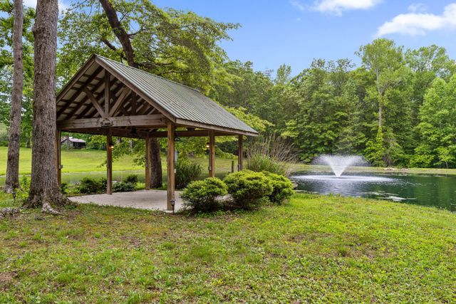 8316 Hixson Springs Road, Signal Mountain, TN 37377