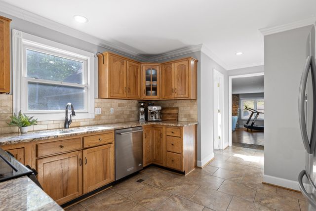 8316 Hixson Springs Road, Signal Mountain, TN 37377