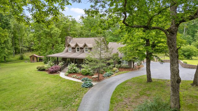 8316 Hixson Springs Road, Signal Mountain, TN 37377