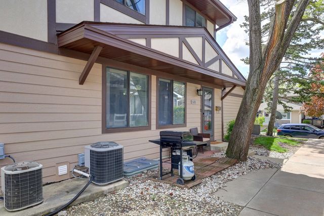 1458 Sutter Drive 1622-3, Hanover Park, IL 60133