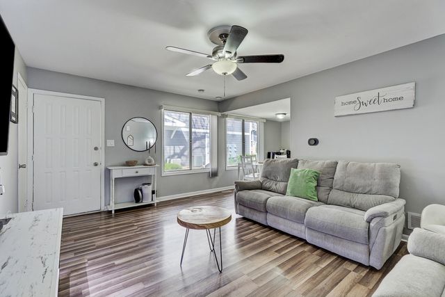 1458 Sutter Drive 1622-3, Hanover Park, IL 60133