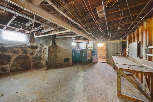 253 Walnut Street, Manchester, NH 03104