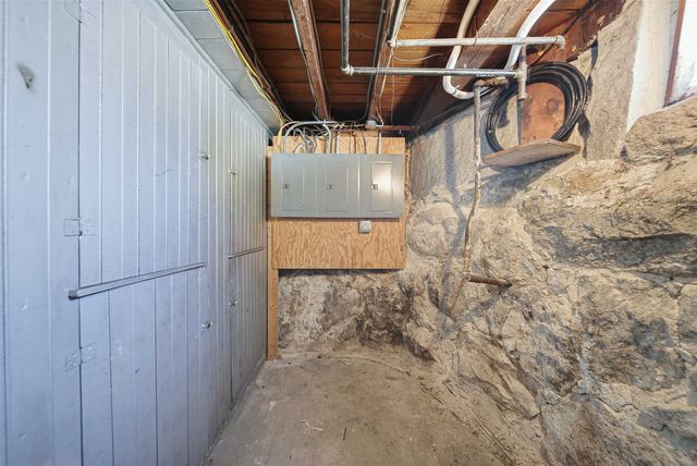 253 Walnut Street, Manchester, NH 03104