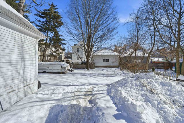 253 Walnut Street, Manchester, NH 03104