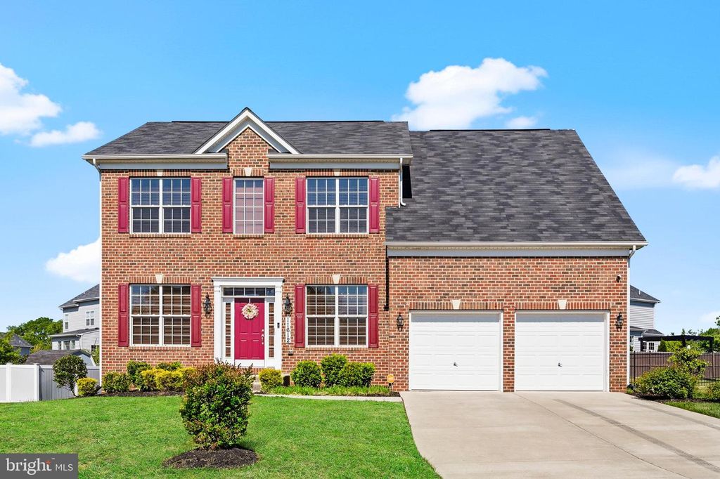Image 2 of property listing at 11612 NEON RD, Fort Washington, MD 20744