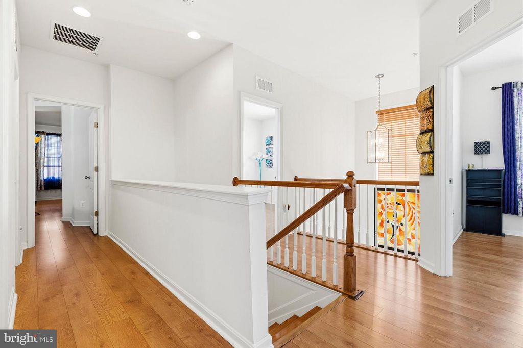 Image 29 of property listing at 11612 NEON RD, Fort Washington, MD 20744