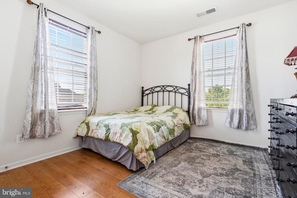 Image 42 of property listing at 11612 NEON RD, Fort Washington, MD 20744