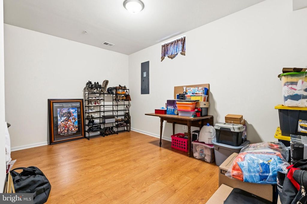 Image 47 of property listing at 11612 NEON RD, Fort Washington, MD 20744