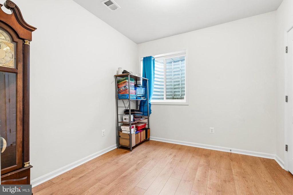 Image 53 of property listing at 11612 NEON RD, Fort Washington, MD 20744