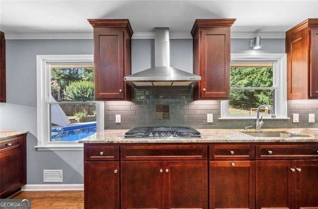 392 Heritage Lane, Alpharetta, GA 30009